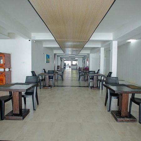 Lucky Seven Hikkaduwa Hotell Exteriör bild